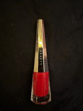 Fenty Beauty Stunna Lip Paint Liquid Lipstick in Uncensored